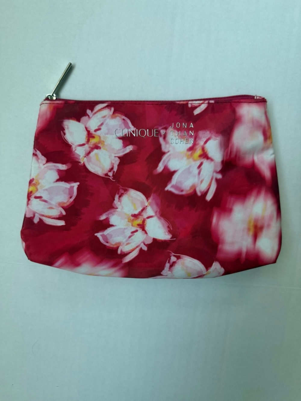 Clinique x Jonathan Cohen Cosmetic Bag Red White Floral Blossom Print Zip Top